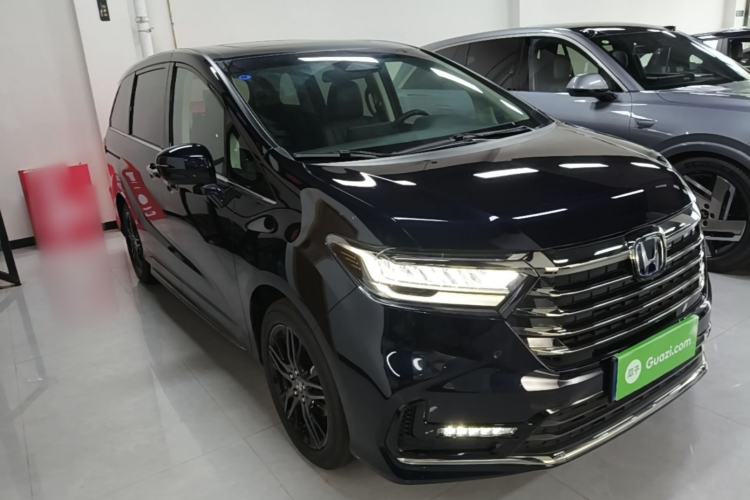 Used Honda Odyssey 2024 2.0L eHEV Sharp·Luxury Edition Front Right 45 Deg