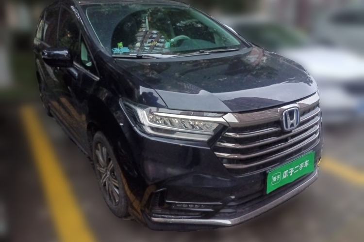 Used Honda Odyssey 2024 2.0L eHEV Sharp & Enjoy Edition Front Right 45 Deg
