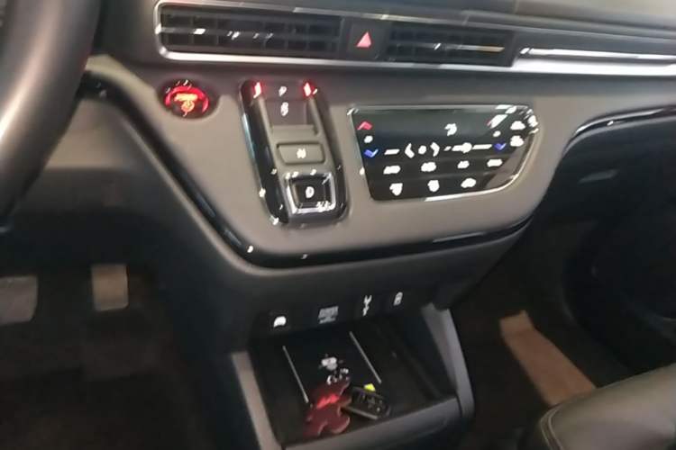 Used Honda Odyssey 2024 2.0L eHEV Sharp·Luxury Edition Gear Lever