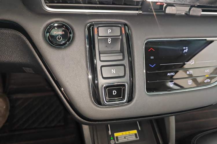 Used Honda Odyssey 2024 2.0L eHEV Sharp & Smart Edition Gear Lever