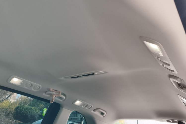 Used Honda Odyssey 2024 2.0L eHEV Sharp & Smart Edition Headliner