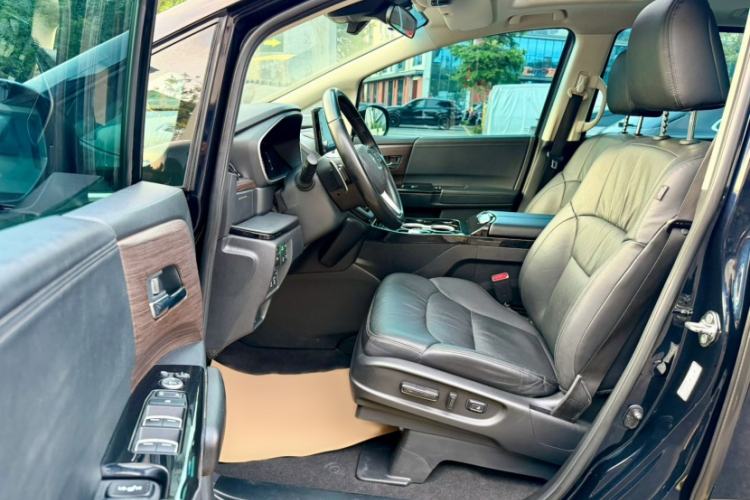Used Honda Odyssey 2024 2.0L eHEV Sharp·Leading Edition Interior 2