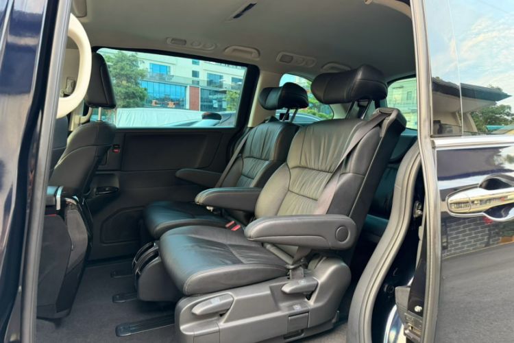 Used Honda Odyssey 2024 2.0L eHEV Sharp·Leading Edition Interior 4