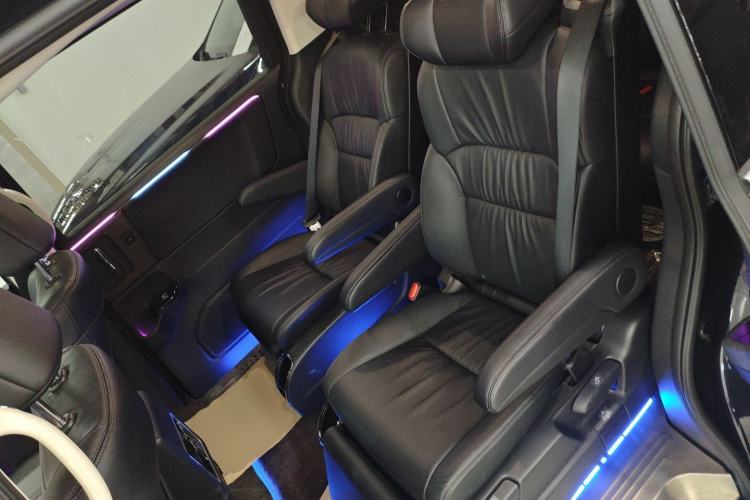Used Honda Odyssey 2024 2.0L eHEV Sharp·Luxury Edition Interior 4