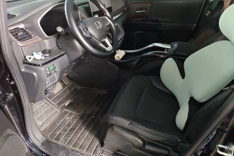 Used Honda Odyssey 2024 2.0L eHEV Sharp & Enjoy Edition Left Front Seat