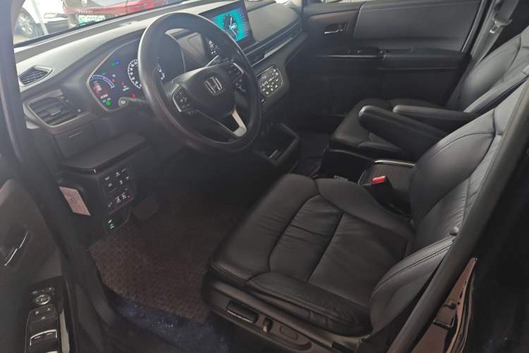 Used Honda Odyssey 2024 2.0L eHEV Sharp·Luxury Edition Left Front Seat