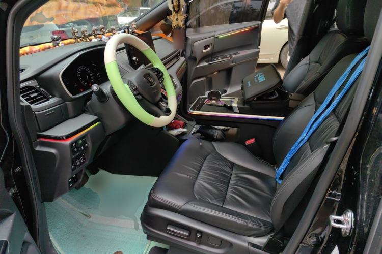 Used Honda Odyssey 2024 2.0L eHEV Sharp·Luxury Edition Left Front Seat