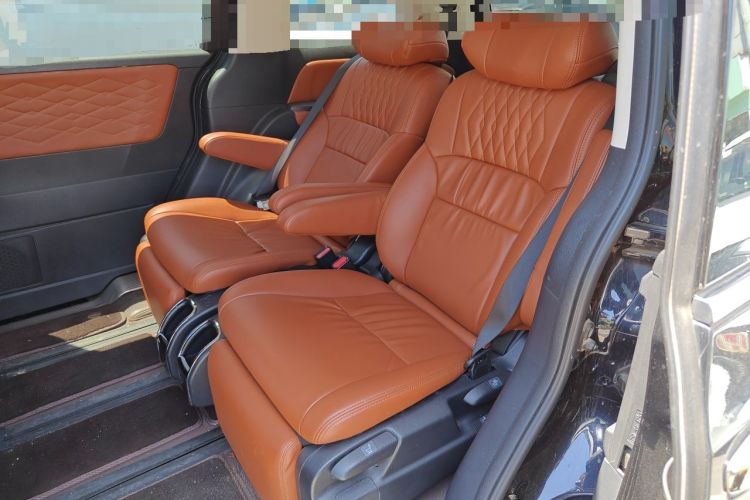 Used Honda Odyssey 2024 2.0L eHEV Sharp & Enjoy Edition Left Rear Seat