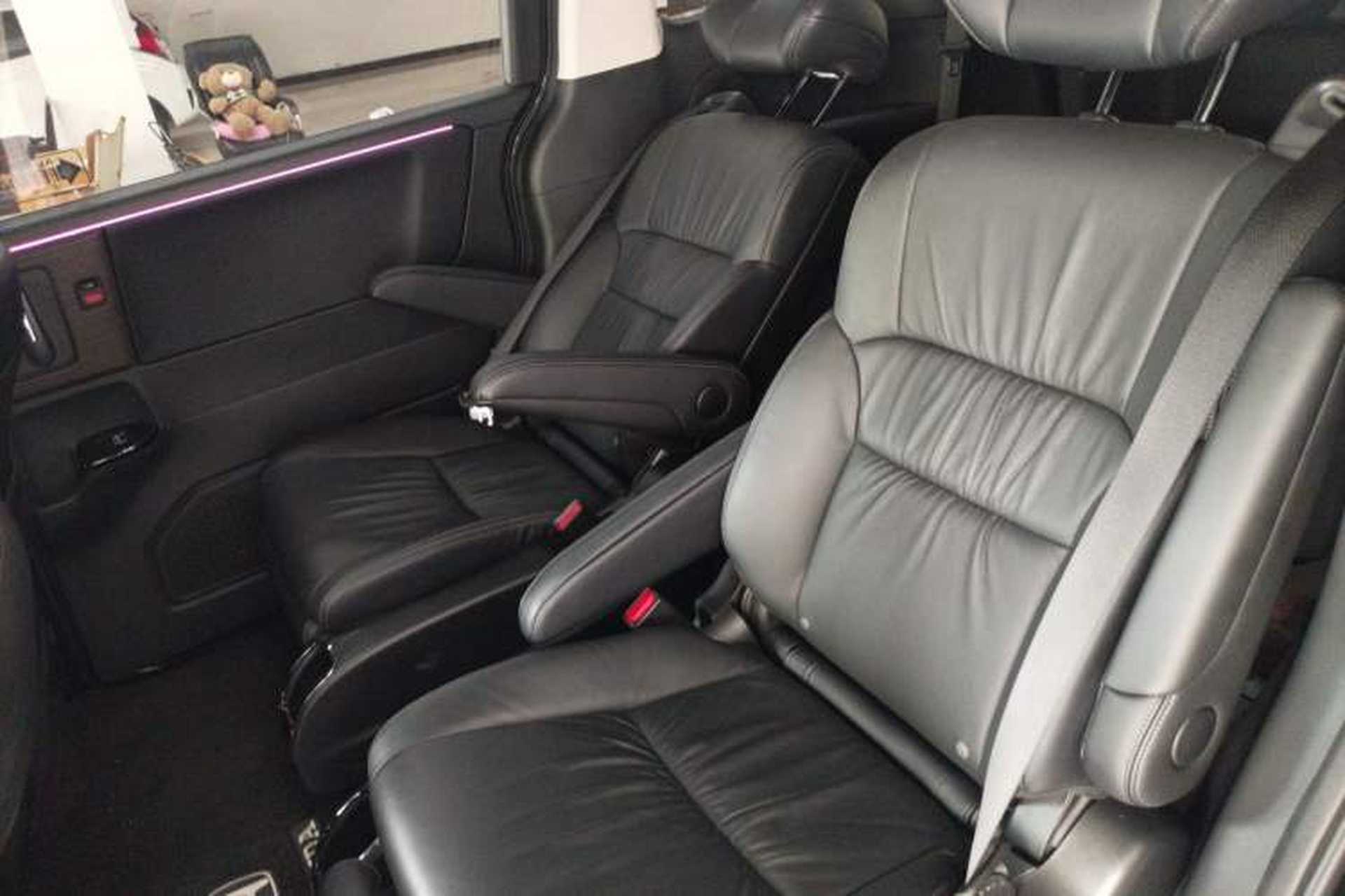Used Honda Odyssey 2024 2.0L eHEV Sharp·Luxury Edition Left Rear Seat