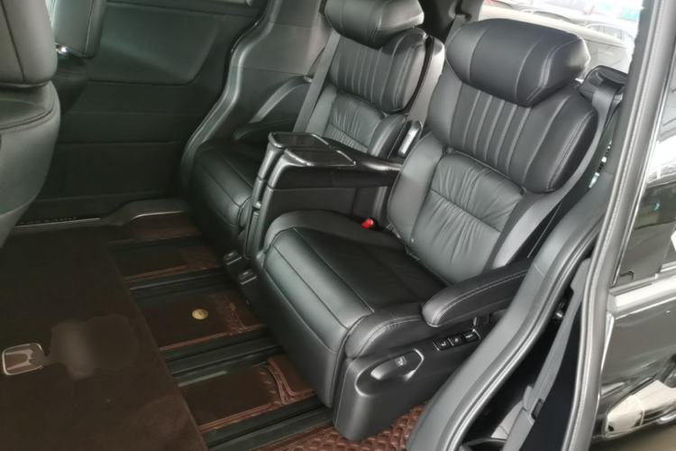 Used Honda Odyssey 2024 2.0L eHEV Sharp – Supreme Edition Left Rear Seat
