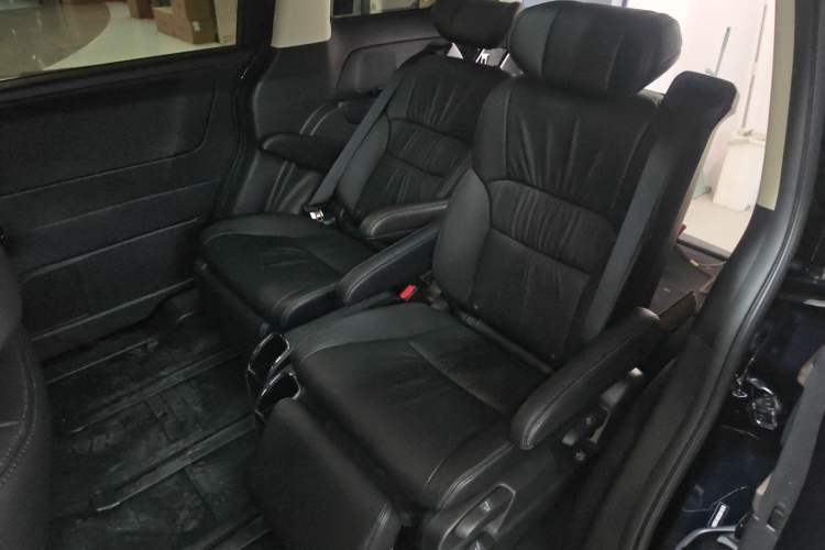 Used Honda Odyssey 2024 2.0L eHEV Sharp·Luxury Edition Left Rear Seat