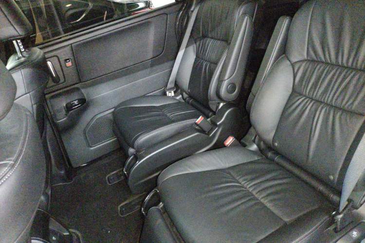 Used Honda Odyssey 2024 2.0L eHEV Sharp·Luxury Edition Left Rear Seat