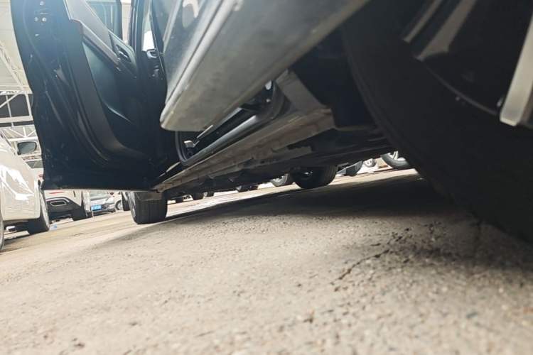 Used Honda Odyssey 2024 2.0L eHEV Sharp & Enjoy Edition Left Side Sill