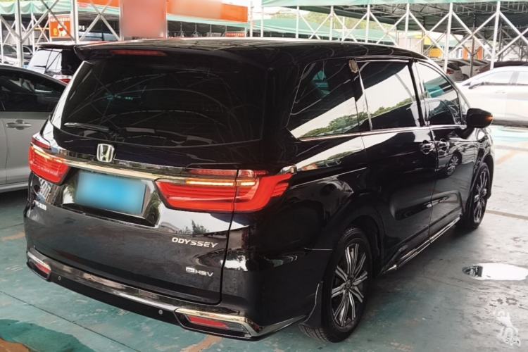 Used Honda Odyssey 2024 2.0L eHEV Sharp·Leading Edition Rear Right 45 Deg