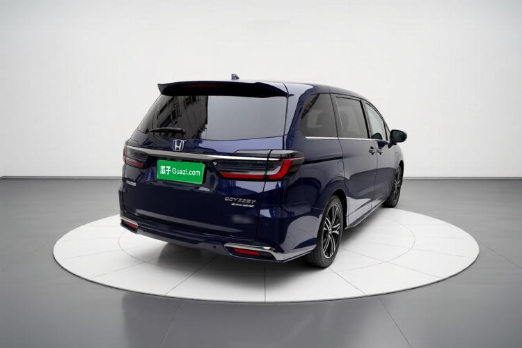 Used Honda Odyssey 2024 2.0L eHEV Sharp·Luxury Edition Rear Right 45 Deg