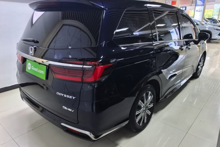 Used Honda Odyssey 2024 2.0L eHEV Sharp & Enjoy Edition Rear Right 45 Deg