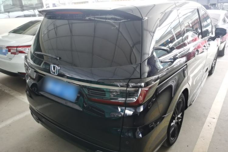 Used Honda Odyssey 2024 2.0L eHEV Sharp – Supreme Edition Rear Right 45 Deg