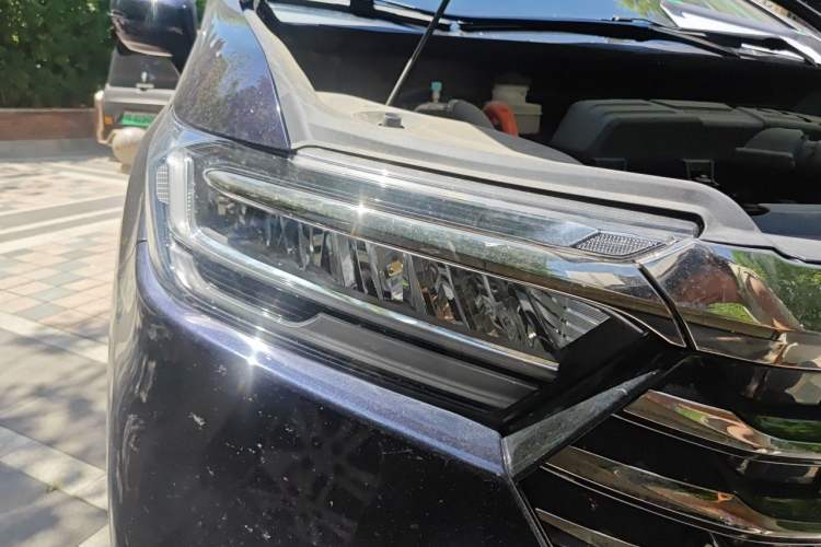 Used Honda Odyssey 2024 2.0L eHEV Sharp & Smart Edition Right Front Headlight