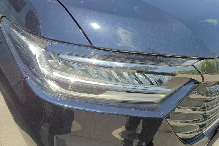 Used Honda Odyssey 2024 2.0L eHEV Sharp & Enjoy Edition Right Front Headlight
