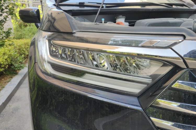 Used Honda Odyssey 2024 2.0L eHEV Sharp & Smart Edition Right Front Headlight