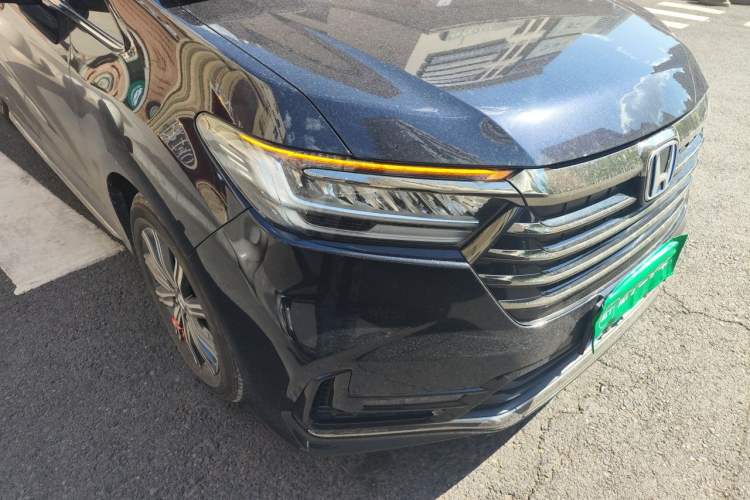 Used Honda Odyssey 2024 2.0L eHEV Sharp & Enjoy Edition Right Front Headlight