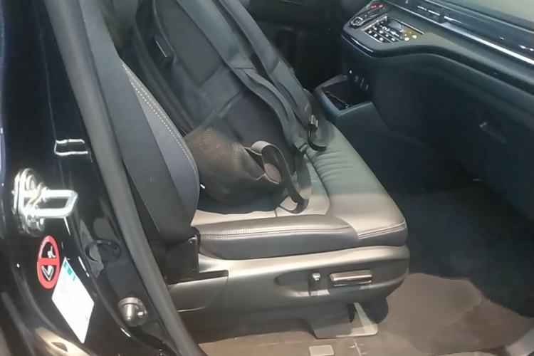 Used Honda Odyssey 2024 2.0L eHEV Sharp·Luxury Edition Right Front Seat