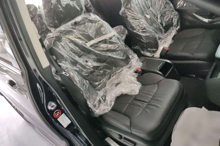 Used Honda Odyssey 2024 2.0L eHEV Sharp·Luxury Edition Right Front Seat