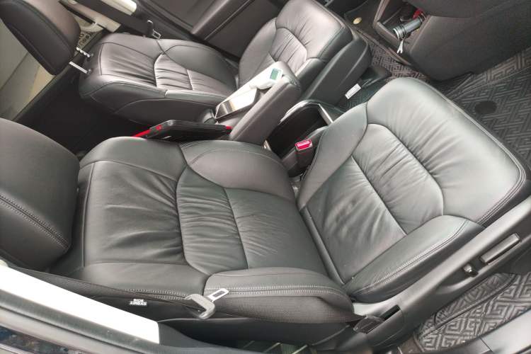 Used Honda Odyssey 2024 2.0L eHEV Sharp·Luxury Edition Right Front Seat