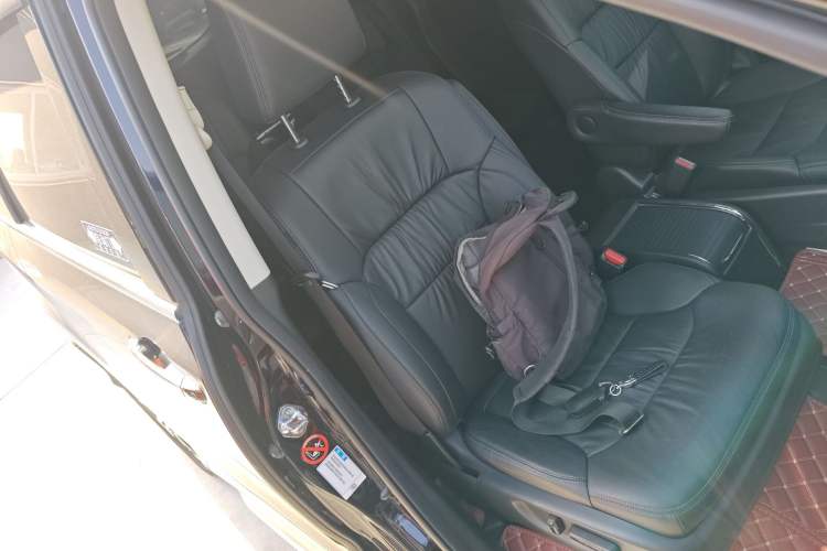 Used Honda Odyssey 2024 2.0L eHEV Sharp·Luxury Edition Right Front Seat