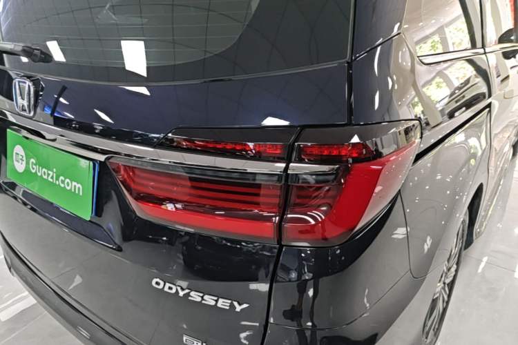 Used Honda Odyssey 2024 2.0L eHEV Sharp & Enjoy Edition Right Rear Taillight