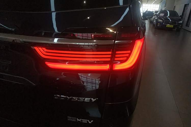 Used Honda Odyssey 2024 2.0L eHEV Sharp·Luxury Edition Right Rear Taillight