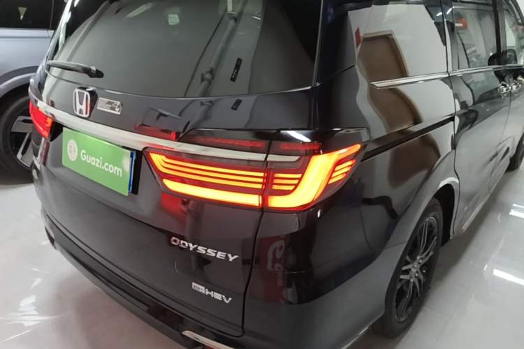 Used Honda Odyssey 2024 2.0L eHEV Sharp·Luxury Edition Right Rear Taillight