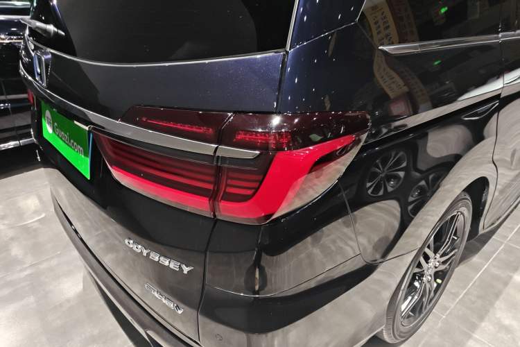 Used Honda Odyssey 2024 2.0L eHEV Sharp·Luxury Edition Right Rear Taillight