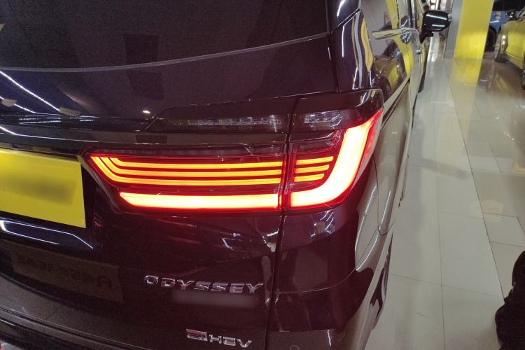 Used Honda Odyssey 2024 2.0L eHEV Sharp·Luxury Edition Right Rear Taillight