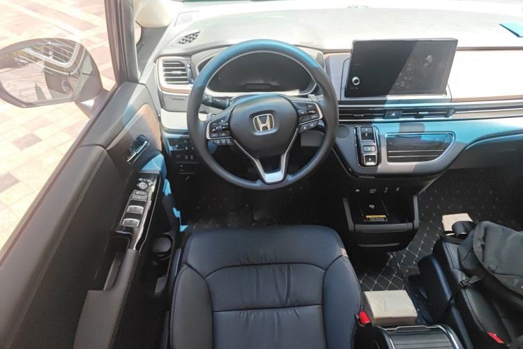 Used Honda Odyssey 2024 2.0L eHEV Sharp & Smart Edition Steering Wheel
