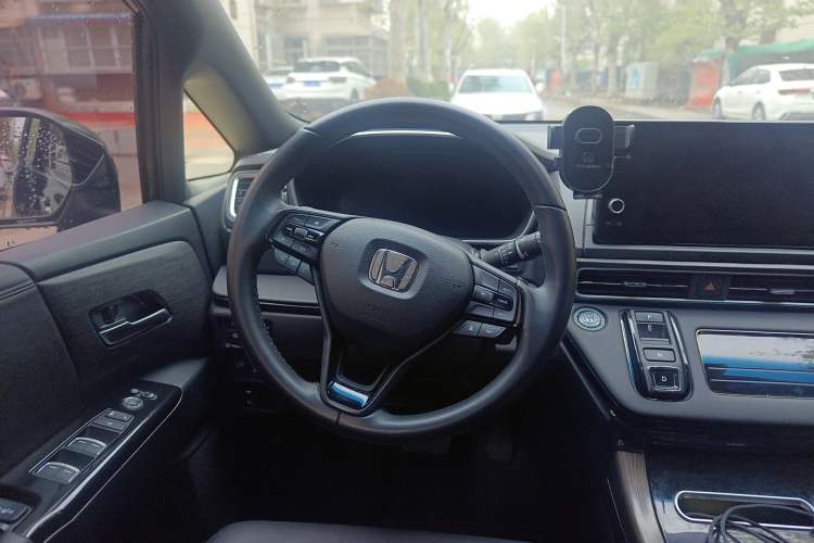 Used Honda Odyssey 2024 2.0L eHEV Sharp·Luxury Edition Steering Wheel