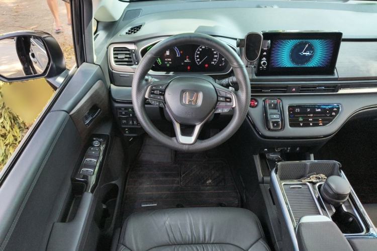 Used Honda Odyssey 2024 2.0L eHEV Sharp & Smart Edition Steering Wheel
