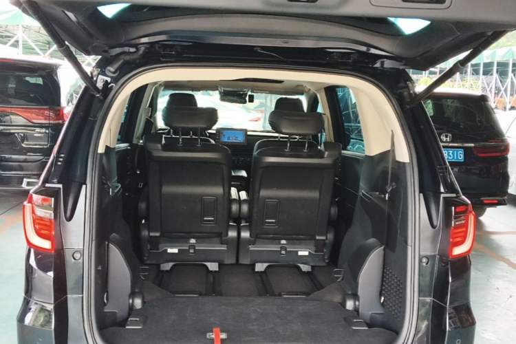 Used Honda Odyssey 2024 2.0L eHEV Sharp·Leading Edition Trunk