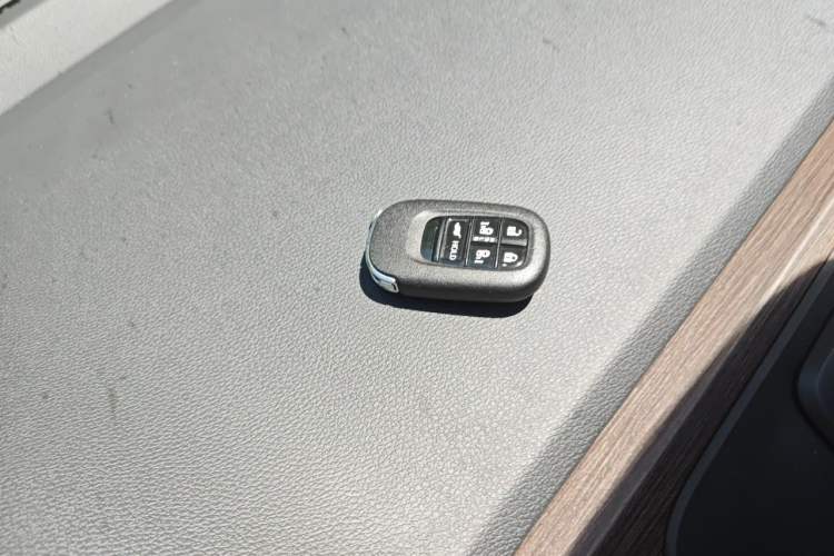 Used Honda Odyssey 2024 2.0L eHEV Sharp & Smart Edition Vehicle Key
