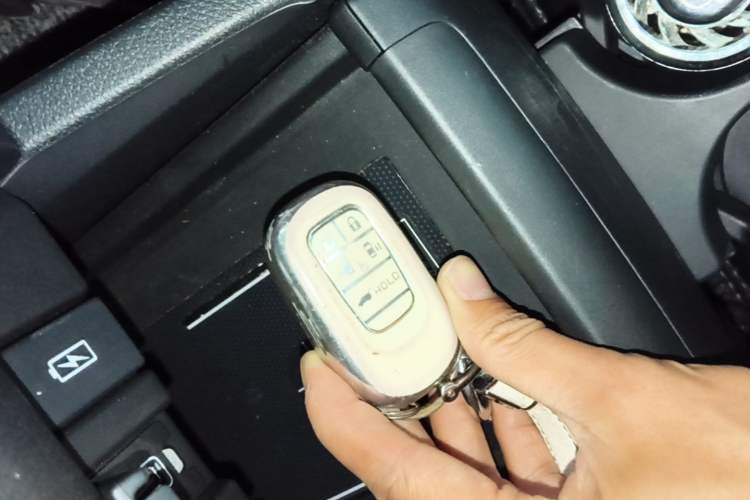 Used Honda Odyssey 2024 2.0L eHEV Sharp & Smart Edition Vehicle Key