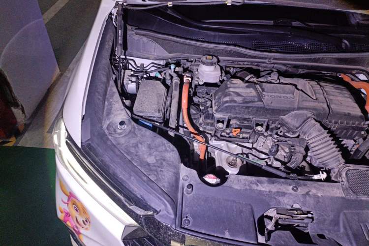 Used Honda Odyssey 2024 2.0L eHEV Sharp & Enjoy Edition Engine Bay Right