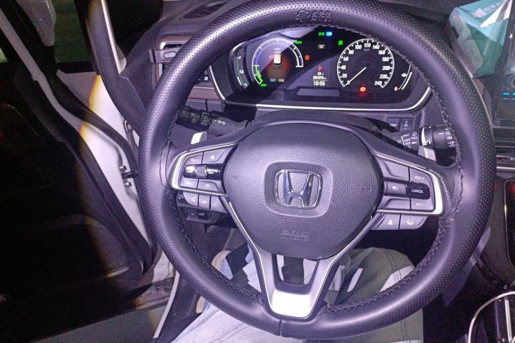 Used Honda Odyssey 2024 2.0L eHEV Sharp & Enjoy Edition Steering Wheel