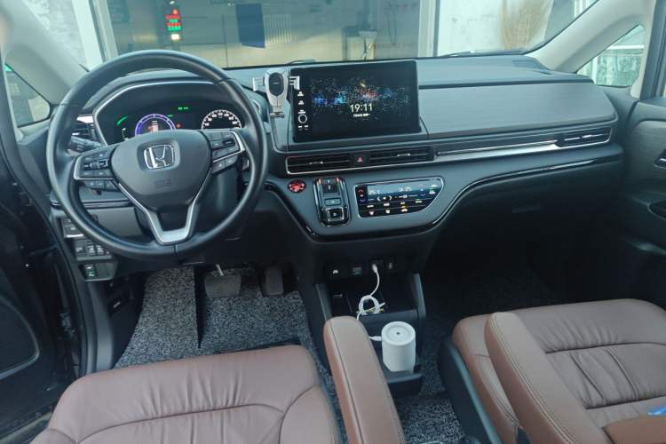 Used Honda Odyssey 2024 2.0L eHEV Sharp·Luxury Edition Center Console