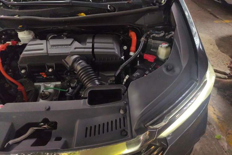 Used Honda Odyssey 2024 2.0L eHEV Sharp·Leading Edition Engine Bay Left