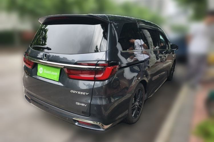 Used Honda Odyssey 2024 2.0L eHEV Sharp·Luxury Edition Rear Right 45 Deg