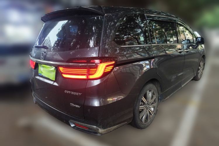 Used Honda Odyssey 2024 2.0L eHEV Sharp·Leading Edition Rear Right 45 Deg