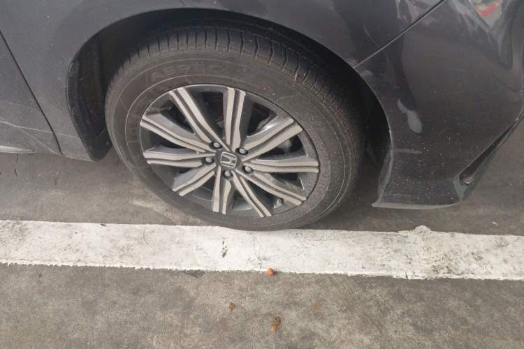 Used Honda Odyssey 2024 2.0L eHEV Sharp·Leading Edition Right Front Wheel Hub
