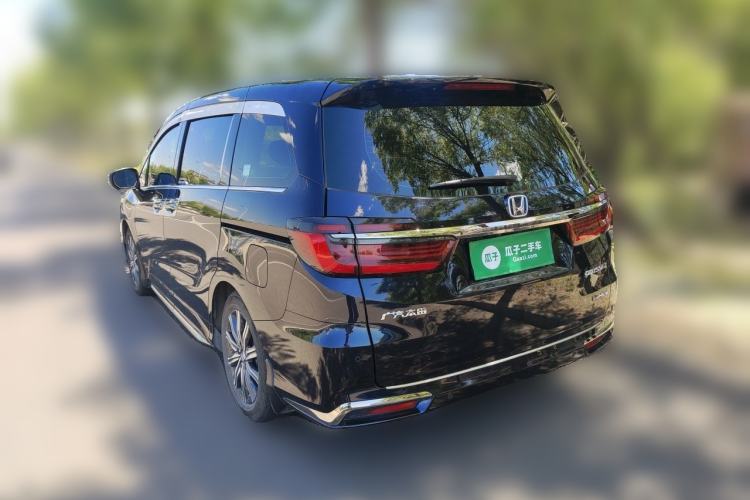 Used Honda Odyssey 2024 2.0L eHEV Sharp & Smart Edition Rear Left 45 Deg