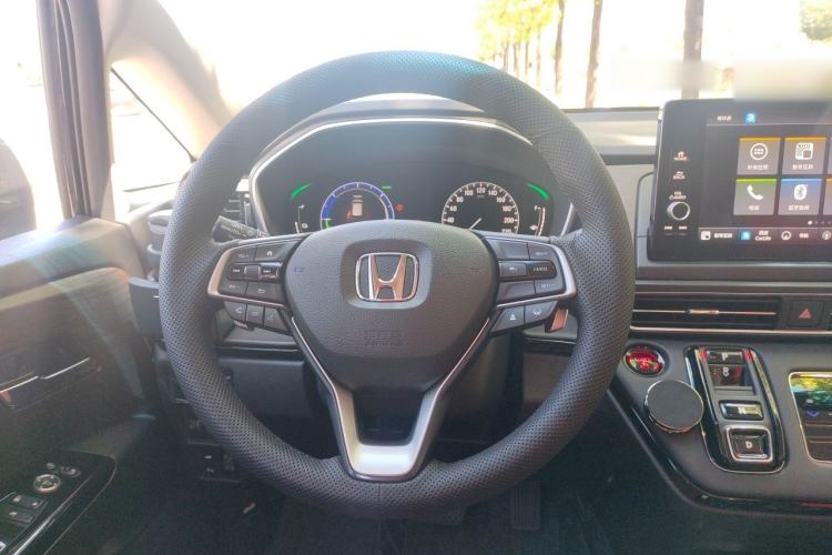 Used Honda Odyssey 2024 2.0L eHEV Sharp & Smart Edition Steering Wheel