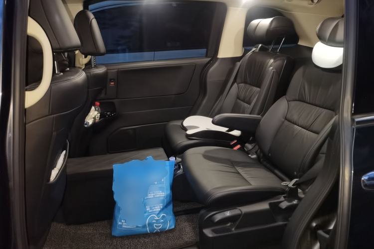 Used Honda Odyssey 2024 2.0L eHEV Sharp·Leading Edition Left Rear Seat